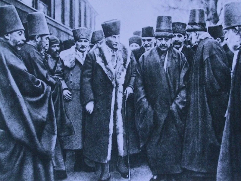 Atatürk'ün Konya Ziyaretleri: 33 Günlük Bir Şehirle Buluşma