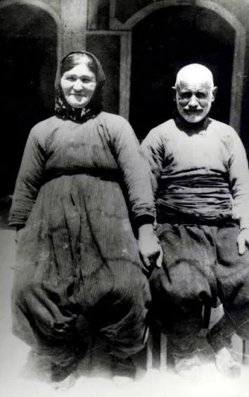 Manevi anne ve babası Hacı Hüseyin Ağa ve hanımı