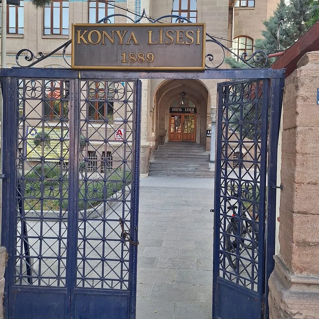 Konya Lisesi (Taş Mektep): Bir Asırlık Eğitim Çınarı görsel 4