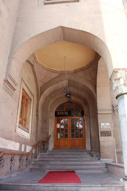 Konya Lisesi (Taş Mektep): Bir Asırlık Eğitim Çınarı görsel 5