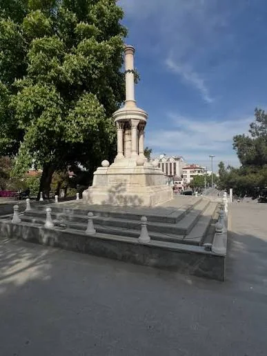 Şehitler Anıtı (Alâeddin Tepesi)