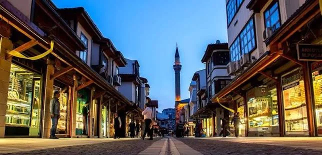 İki Bin Yıldır Durmayan Nabız: Konya Tarihî Bedesten Çarşısı