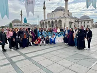 Ayşenur Sayar tour photo 16
