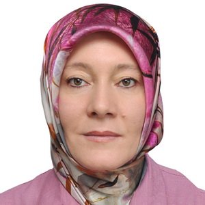Şerife Arslan — turist rehberi