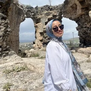 Sümeyra Şimşek — professional tourist guide