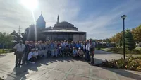 Zeynep Dostkol tour photo 7