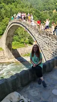 Zeynep Dostkol tour photo 9