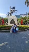 Zeynep Dostkol tour photo 10