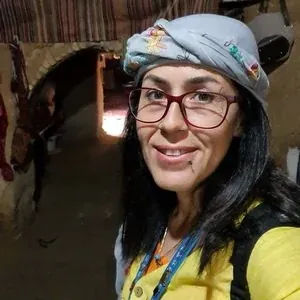 Zeynep Dostkol — turist rehberi