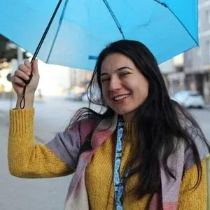 Zeynep Sena Bulut — turist rehberi